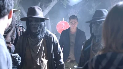 10 серия - Всадники в буре